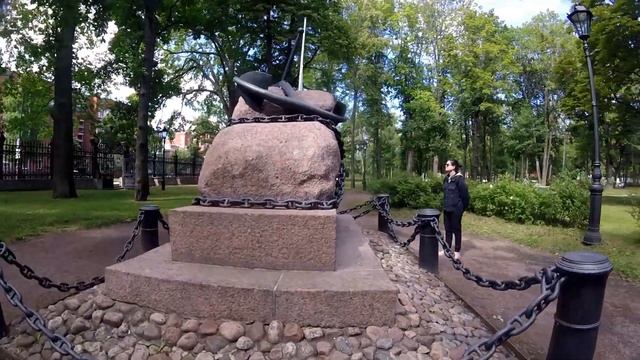 Кронштадт . Город Воинской Славы . Видеозарисовка . Подготовка ко дню ВМФ . смотреть онлайн