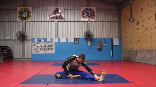 HOW To Stretch To Be HYPER FLEXIBLE! смотреть онлайн