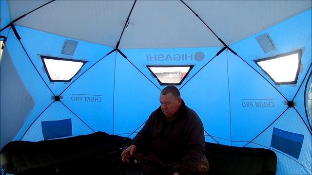 Завершающая подготовка палатки HIGASHI к рыбалке. смотреть онлайн