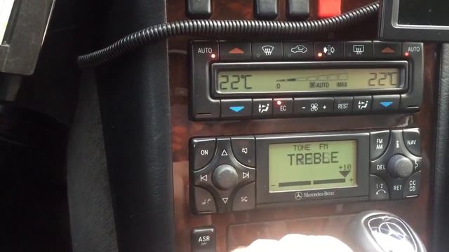 Mercedes w140. Магнитола APS BT/2. Включение без кода. смотреть онлайн