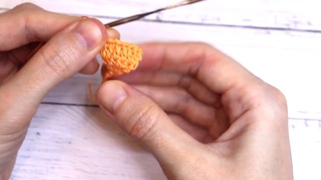 Треугольная форма крючком ДЛЯ ТОПА смотреть онлайн