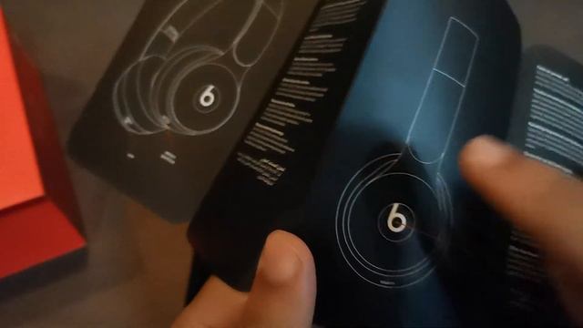 مراجعه سماعة Beats Solo Pro смотреть онлайн