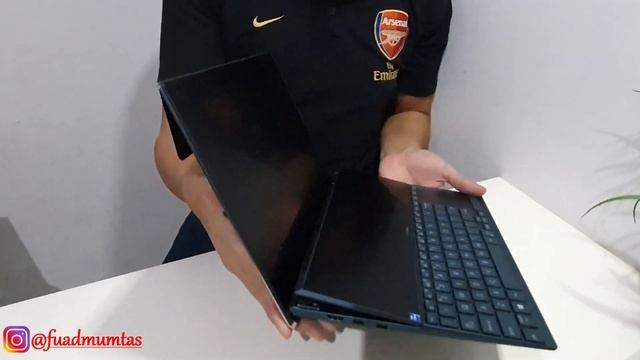 Unboxing ASUS ZENBOOK DUO 14 UX482 (Inilah Laptop Dari Masa Depan) смотреть онлайн