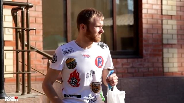 КОРОЧЕ ГОВОРЯ, ПОДАРИЛИ АНГЛИЙСКОГО БУЛЬДОГА / КАЖДАЯ СОБАКА ТАКАЯ смотреть онлайн