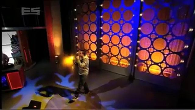 The Erin Simpson Show - Pieter T performs 'My Baby' смотреть онлайн