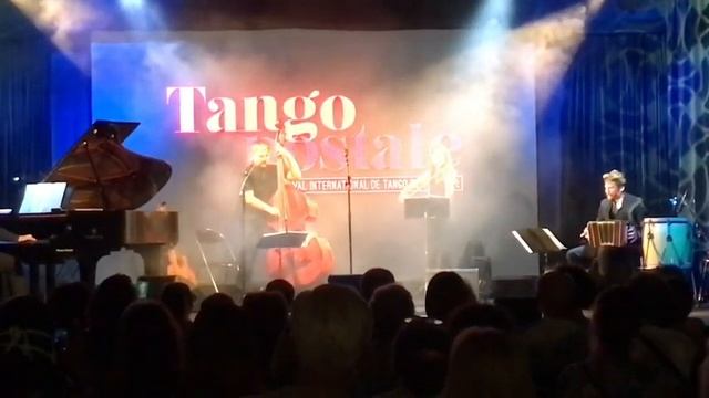 "El Tango Club" Lagrimas (E. Arolas) смотреть онлайн