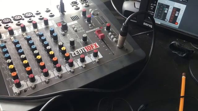 Zedi10fx records phone output смотреть онлайн