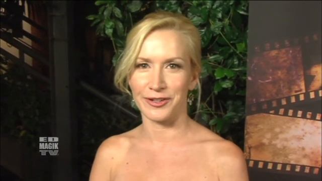 Angela Kinsey Interview at LA Femme Film Festival 2010 смотреть онлайн