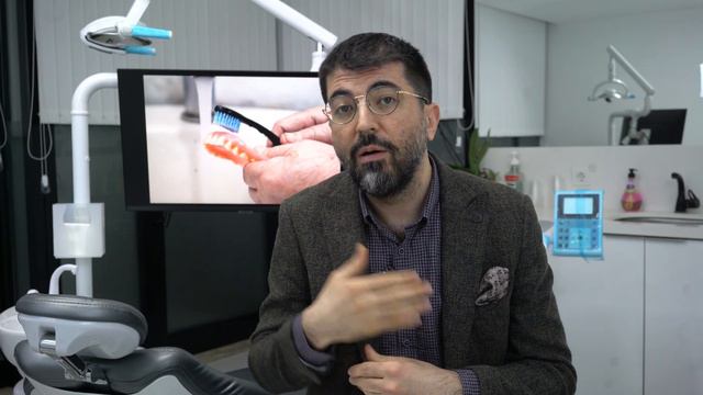 Hareketli Protez Diş Fırçalanır mı? | Tak Çıkar Protez Diş Temizliği | Diş Eti - 11 смотреть онлайн