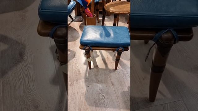 Многофункциональный предмет мебели - дизайнерский табурет, пуф, банкетка, тумбочка смотреть онлайн