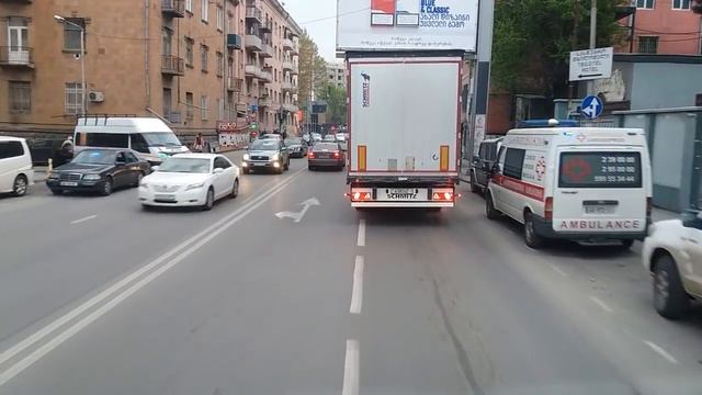 #1/14 С полуприцепом в самый центр Тбилиси на выгрузку... смотреть онлайн