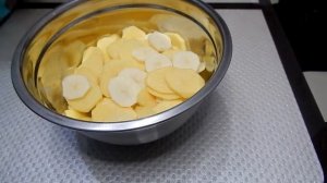 Как приготовить минтай.  Минтай с овощами в духовке.