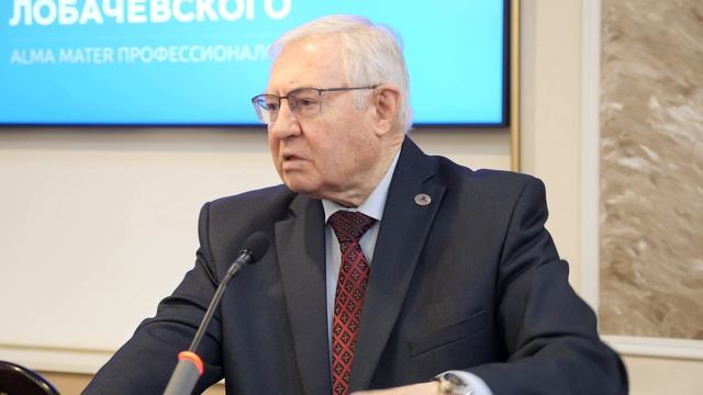 Олег Трофимов - и. о. ректора Университета Лобачевского смотреть онлайн