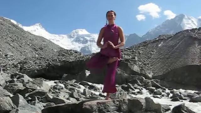 Йогическая разминка "Танец Шивы" Татьяна Светлова смотреть онлайн