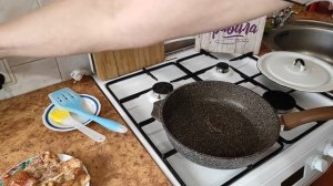 Вкусные куриные бёдра без кости, быстрого приготовления, на сковороде.