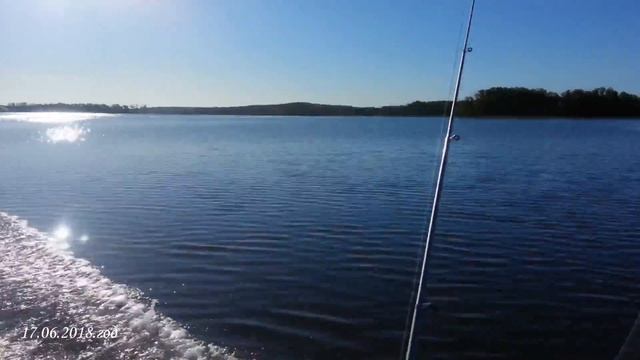 На разведку за окунем июнь 2018 год . Tohatsu 9.8(река Большой Черемшан) смотреть онлайн