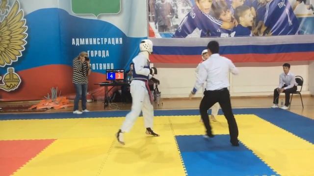 Спарринг тхэквондо втф.раунд 1| sparring 1 round смотреть онлайн