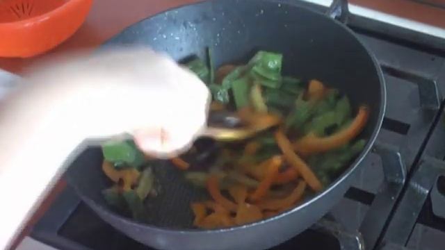 Гречневая лапша с овощами смотреть онлайн