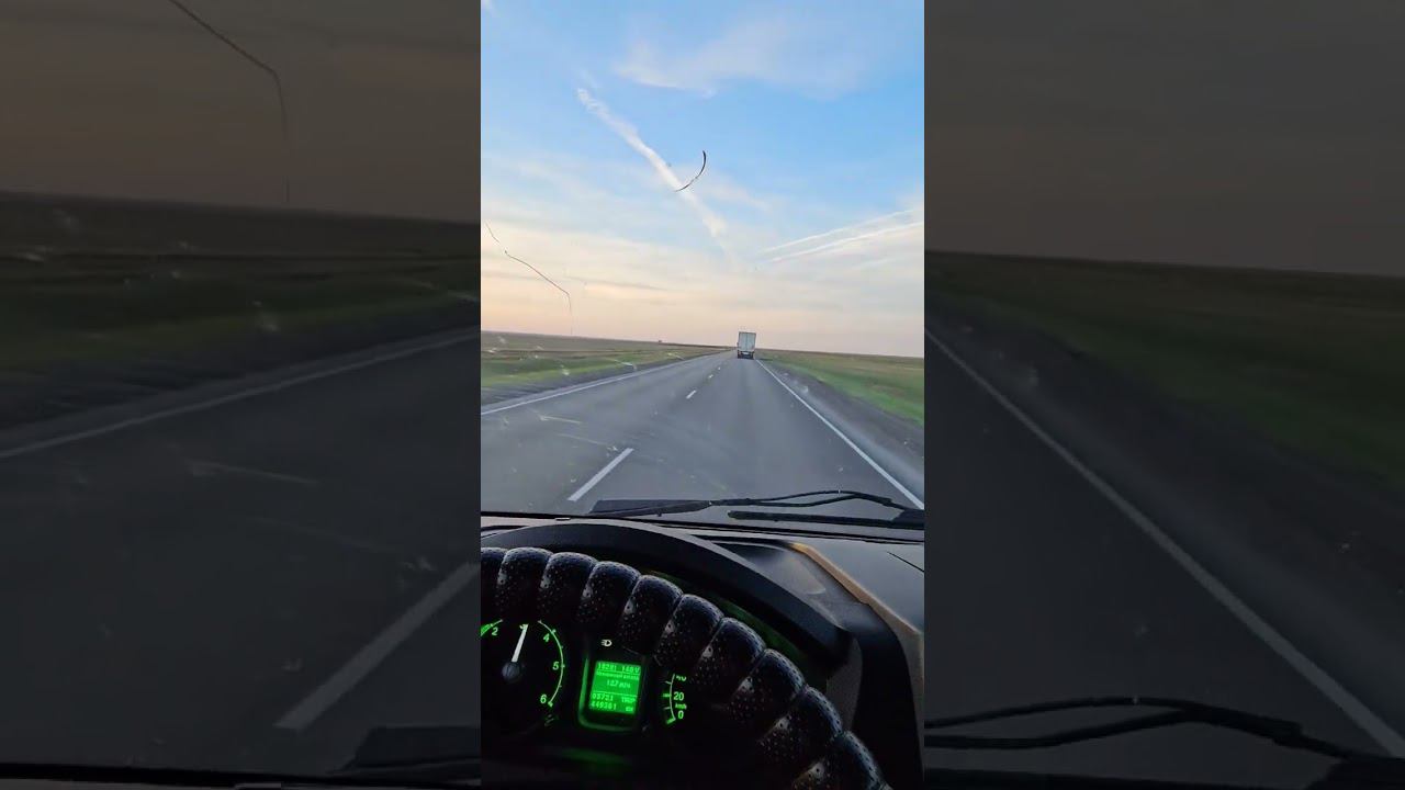 Катим домой #дальнобойнагазели #газель6метров #дальнобой #дальнобойпороссии #дорога #дальнобойщики смотреть онлайн