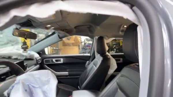 2022 Ford Explorer XLT - $12.475 , авто со страховых аукционов . Считаем целесообразность покупки.