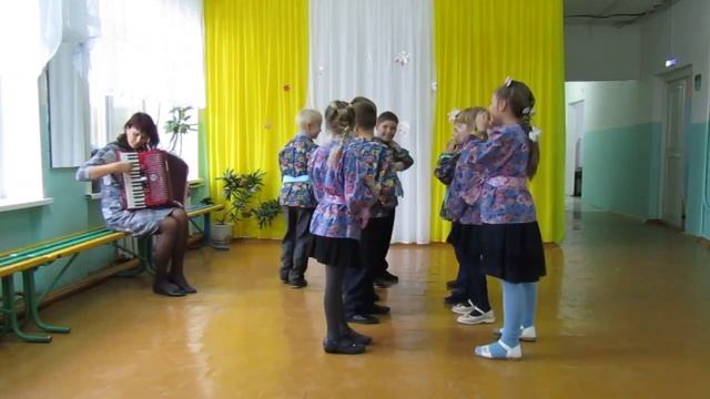 Мастер-класс «Русские народные подвижные игры с элементами песенного фольклора» смотреть онлайн