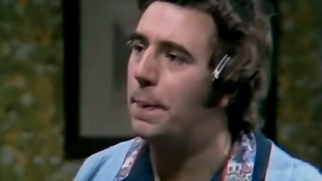 Монти Пайтон, скетч "Новая газовая плита" смотреть онлайн