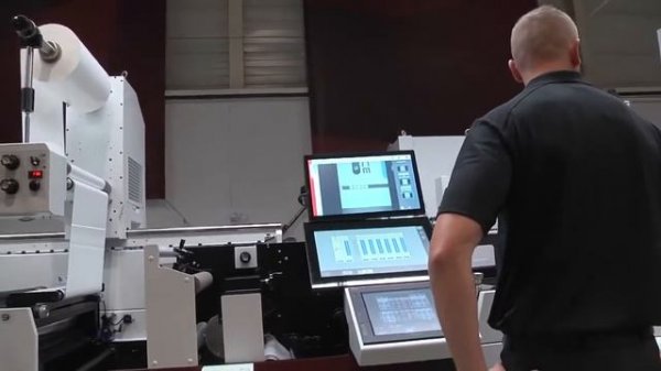 Mark Andy - P7 solventless, film & quick change Uze Ambalaj A.Ş.