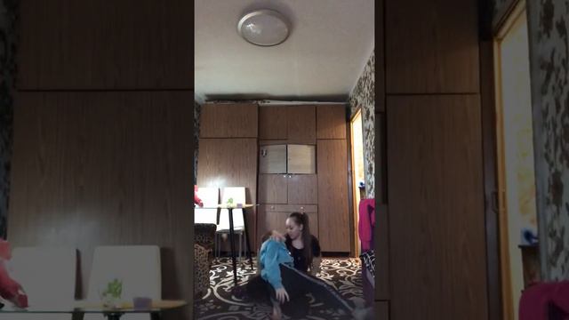 Пранк упала в обморок😱 смотреть онлайн