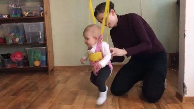 Как посадить ребенка в Прыгунки смотреть онлайн