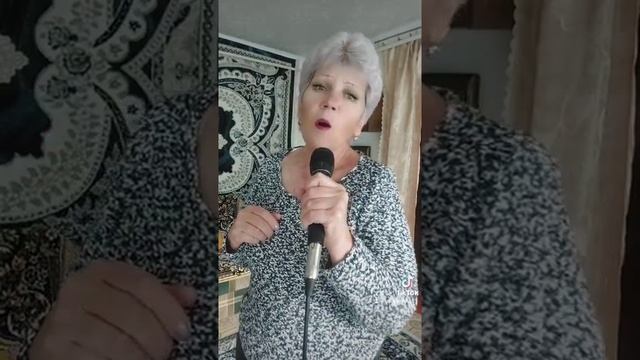 БЕЛЫМ СНЕГОМ..КАРАОКЕ ДОМА..MIXALOVNA.