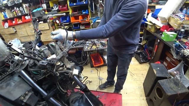 150. Скай 400 2001. Электрика. смотреть онлайн