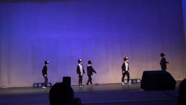 Отчетный май 2016 - Пингвины) смотреть онлайн