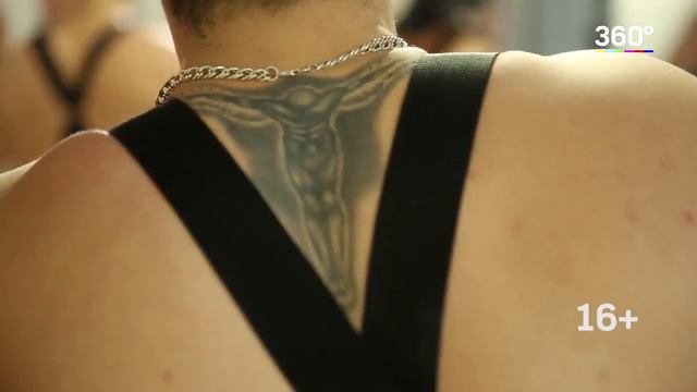 Подмосковные спасатели разделись в честь 8 марта 18+ смотреть онлайн