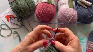 Как связать изделие методом Хеликс 4 цветами _ Носки методом Хеликс 4 цвета _