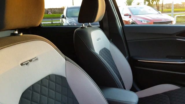 211D1617 - 2021 Kia Ceed Ceed 1.0L 24,995 смотреть онлайн