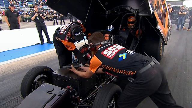 John Force, Tim Wilkerson, Funny Car, Qualifying Rnd 1, Gerber Collision & Glass Route 66 Nationals смотреть онлайн