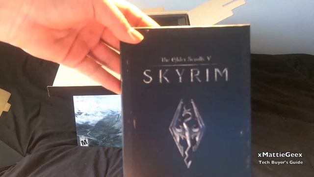 Unboxing of Elder Scrolls V Skyrim (Collector's Edition Windows PC Version) смотреть онлайн