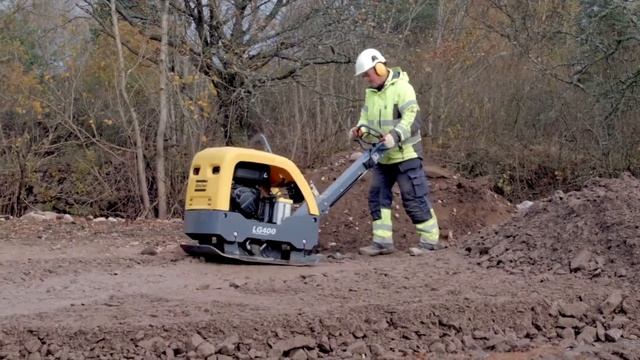 Реверсивная виброплита Atlas Copco Husqvarna LG 400 смотреть онлайн