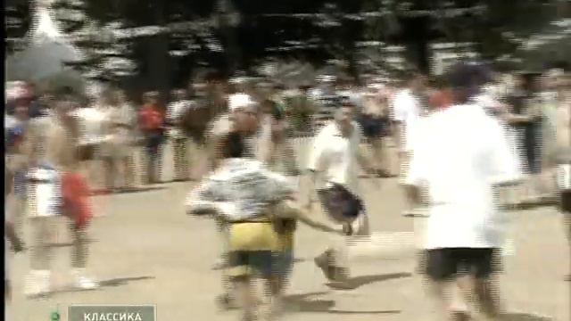 Футбольная программа "Футбольный клуб" от 25 декабря 1998 года смотреть онлайн