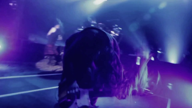 Korn Feat Skrillex - GetUp!