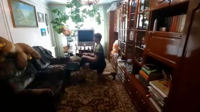 Спортивная зарядка от руководителя спортивного кружка С. Макеева смотреть онлайн