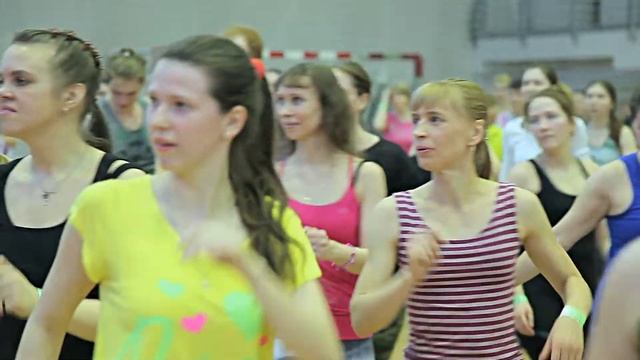 Zumba - клип смотреть онлайн