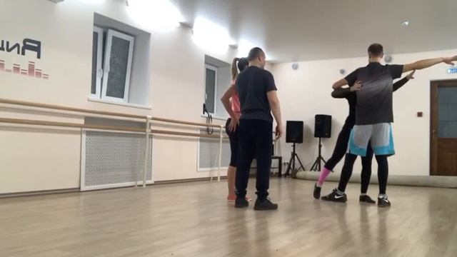 Бачата. Урок 141 смотреть онлайн