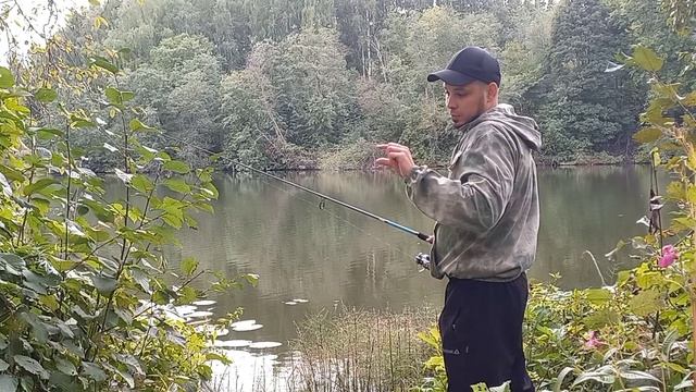 Осеняя рыбалка со спиннингом в Красногорском районе на реке Синичка