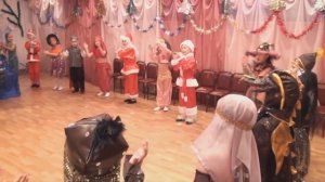 Новогодний утренник в детском саду Песня "Новогодний хоровод"