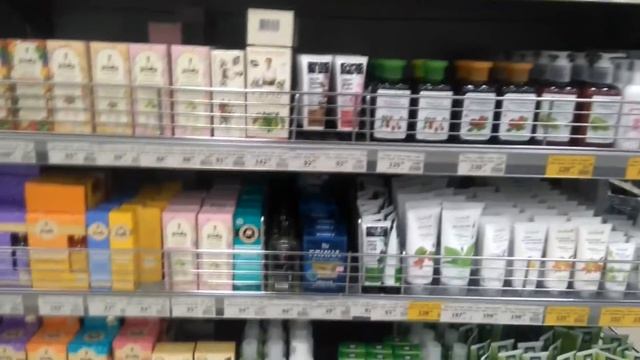 ИДЕИ ПОДАРКОВ НА НГ: ХОЖУ И ВЫБИРАЮ В МАГАЗИНЕ