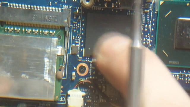 Asus ultrabook UX32A ( UX32 ) - Ремонт, отрубаем ssd смотреть онлайн