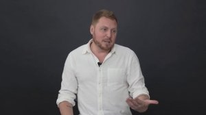 КАК ЗАИНТЕРЕСОВАТЬ ДЕВУШКУ ВО ВРЕМЯ ЗНАКОМСТВА