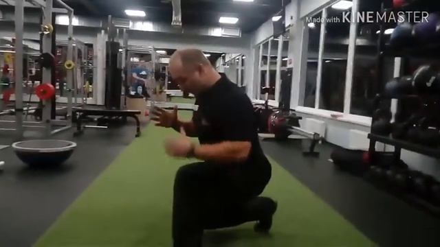 Как выполнять выпады (Денис Пикляев) смотреть онлайн