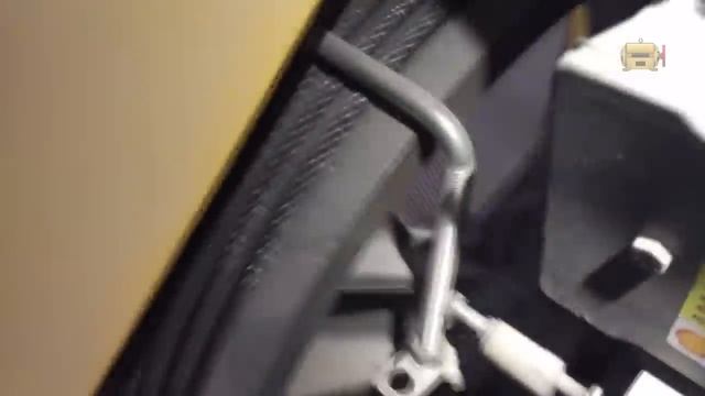 Лифт без тормозов чуть не натворил делов смотреть онлайн